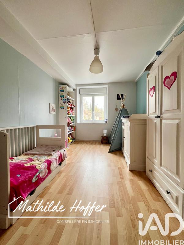 Maison - 230 m² - 8 pièces