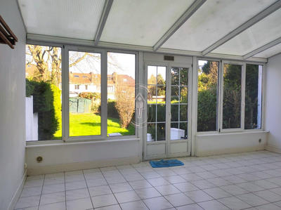Maison - 93 m² - 4 pièces