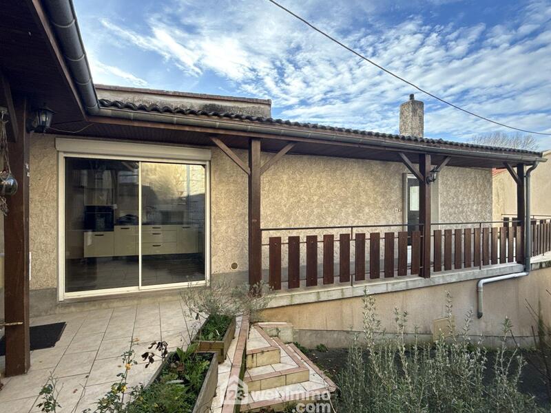 Maison - 96 m² - 4 pièces