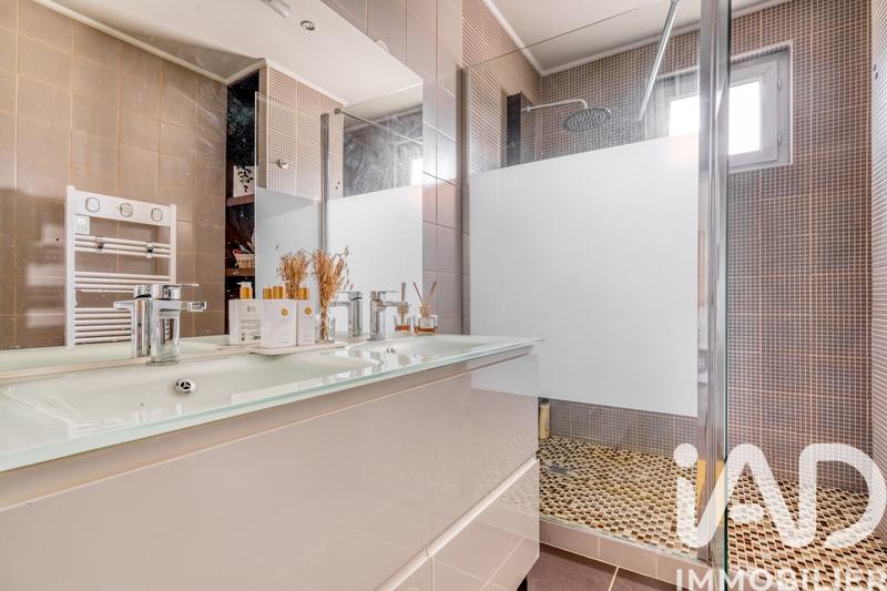 Maison - 153 m² - 6 pièces