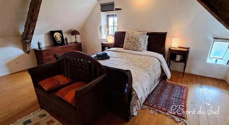 Mas - 418 m² - 19 pièces