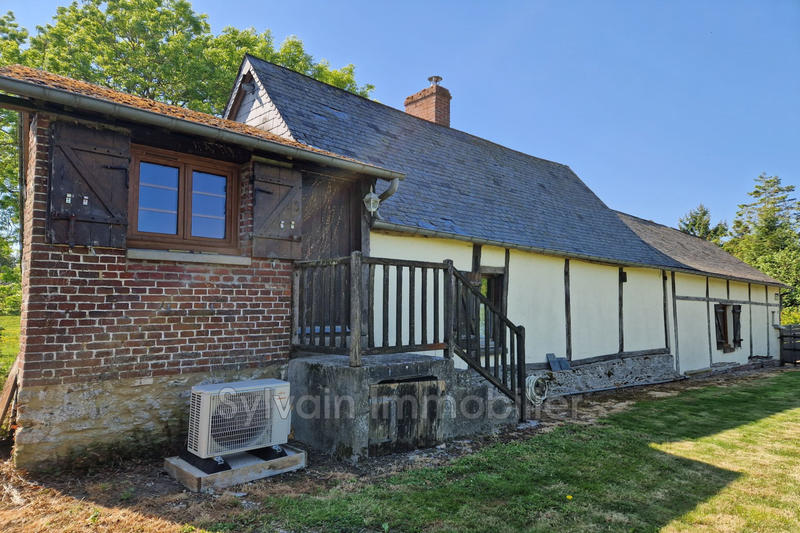 Maison - 90 m² - 5 pièces