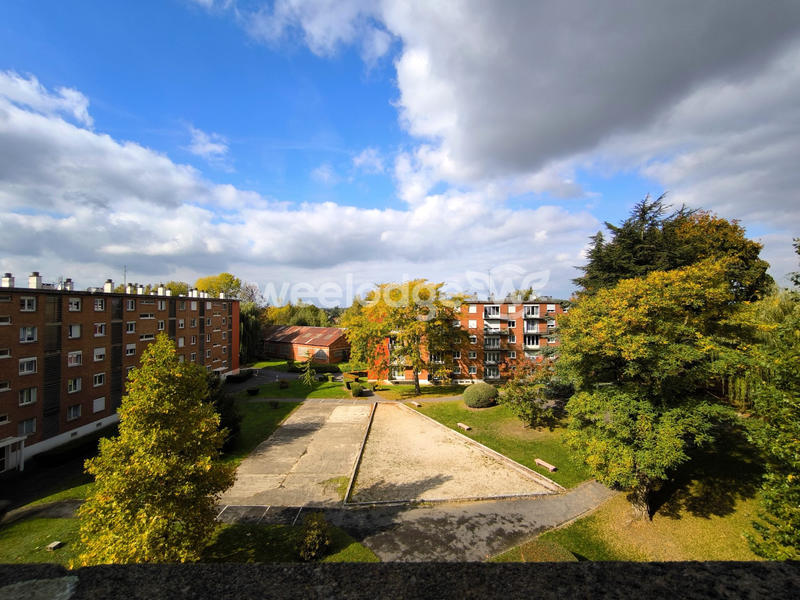 Appartement - 80 m² - 5 pièces