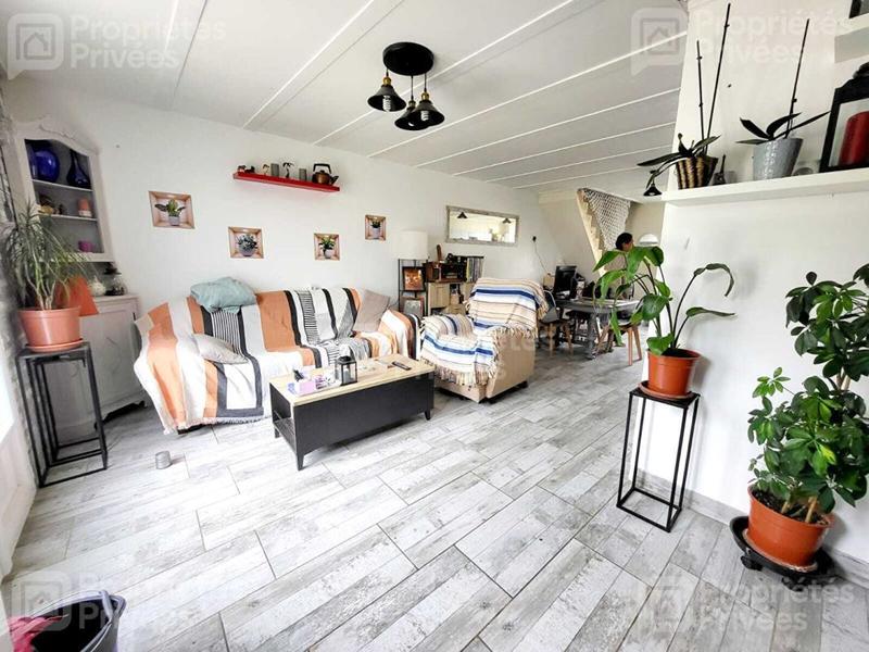 Maison - 104 m² - 6 pièces