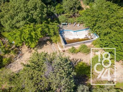 Terrain constructible - 1 000 m²