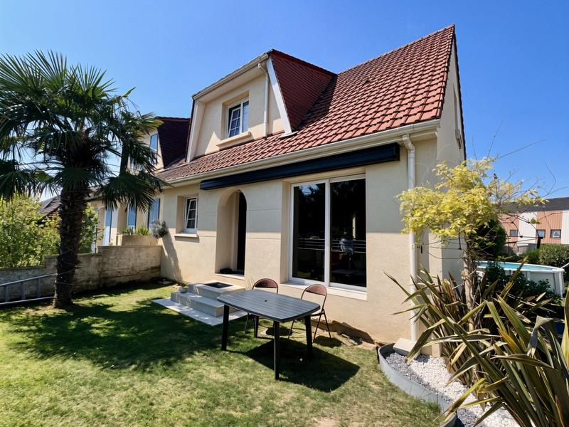 Maison - 110 m² - 5 pièces