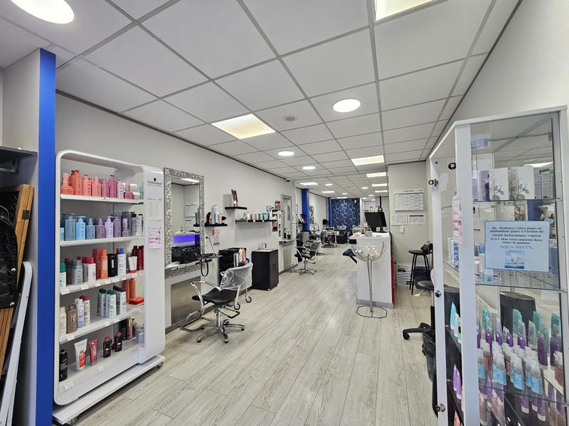 Fonds de commerce - Magasins - 110 m²