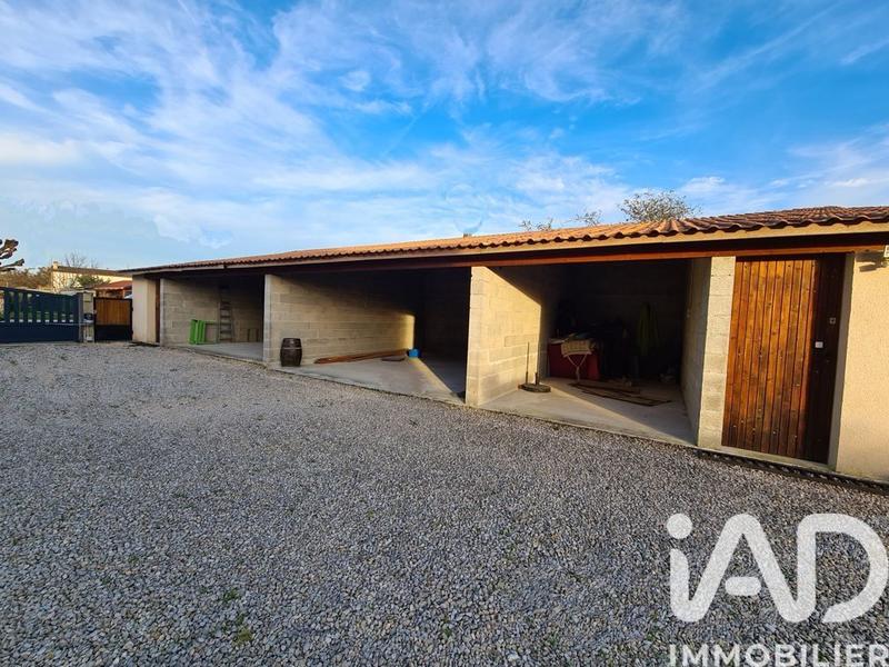 Maison - 200 m² - 8 pièces