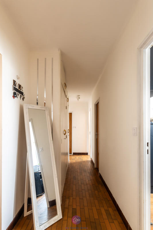 Appartement - 82 m² - 4 pièces