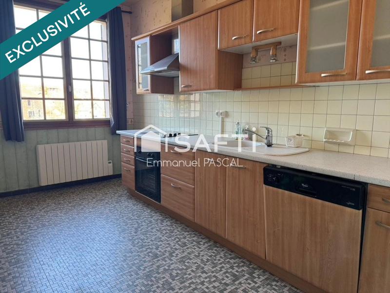 Maison de village - 295 m² - 15 pièces