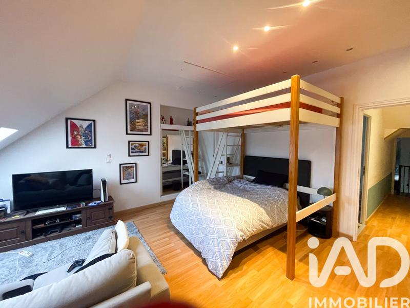 Maison - 175 m² - 6 pièces