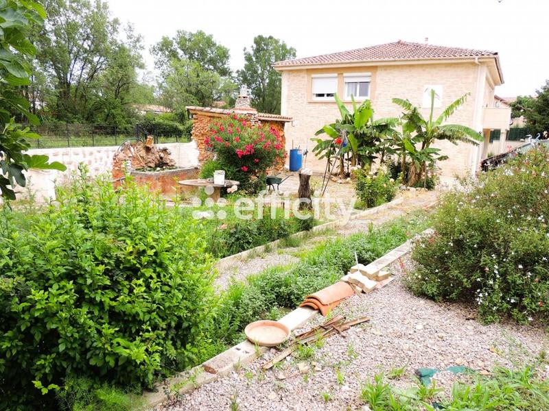 Maison - 80 m² - 5 pièces