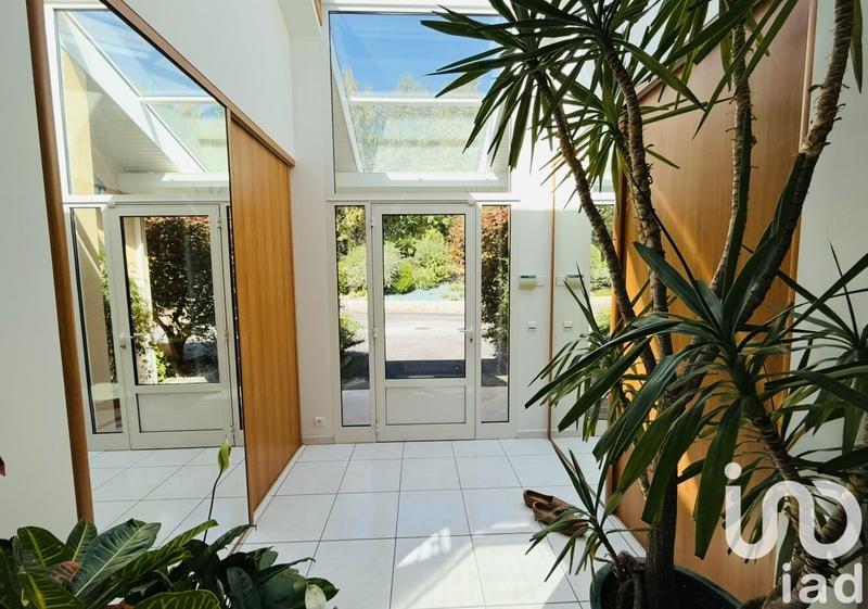 Maison de maîtres - 250 m² - 9 pièces