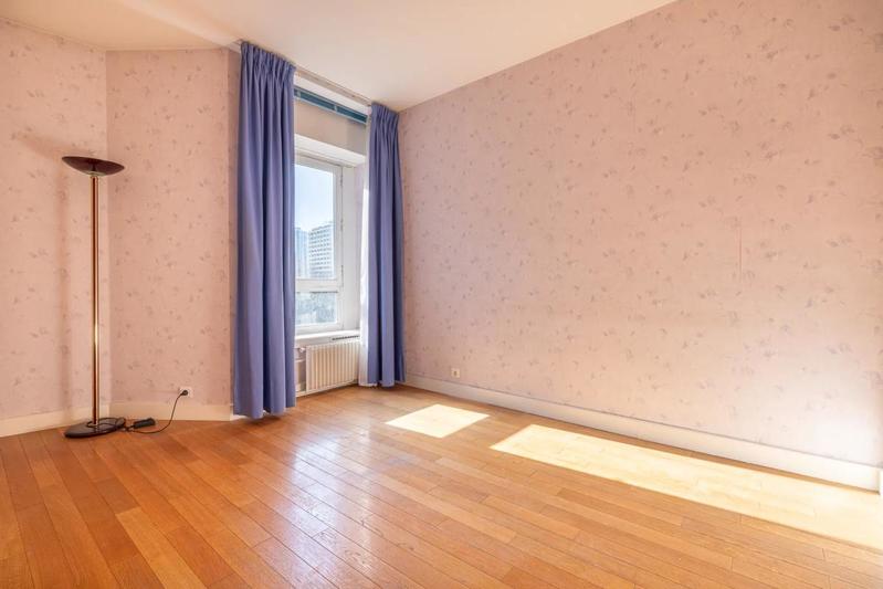 Appartement - 160 m² - 6 pièces