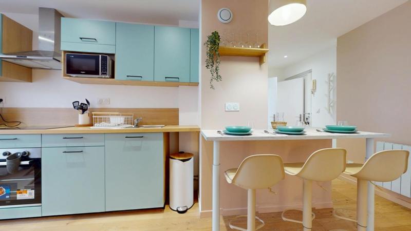 Appartement - 60 m² - 4 pièces