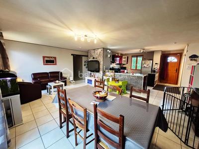 Maison - 100 m² - 6 pièces