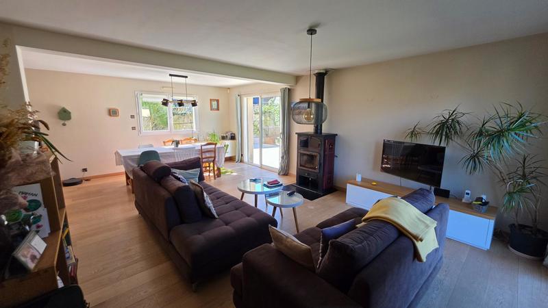 Maison - 103 m² - 6 pièces