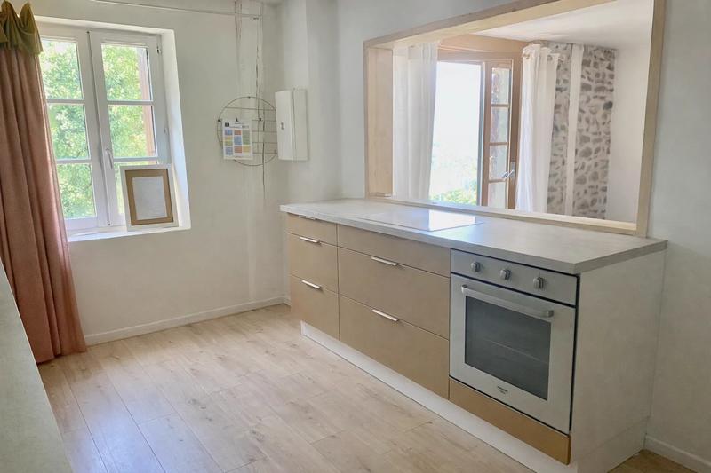 Maison - 270 m² - 7 pièces