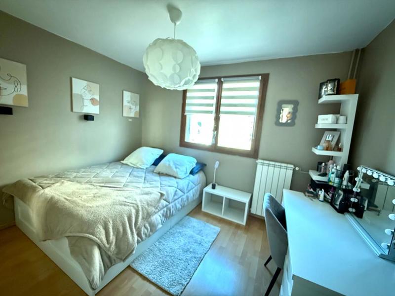 Appartement - 84 m² - 4 pièces