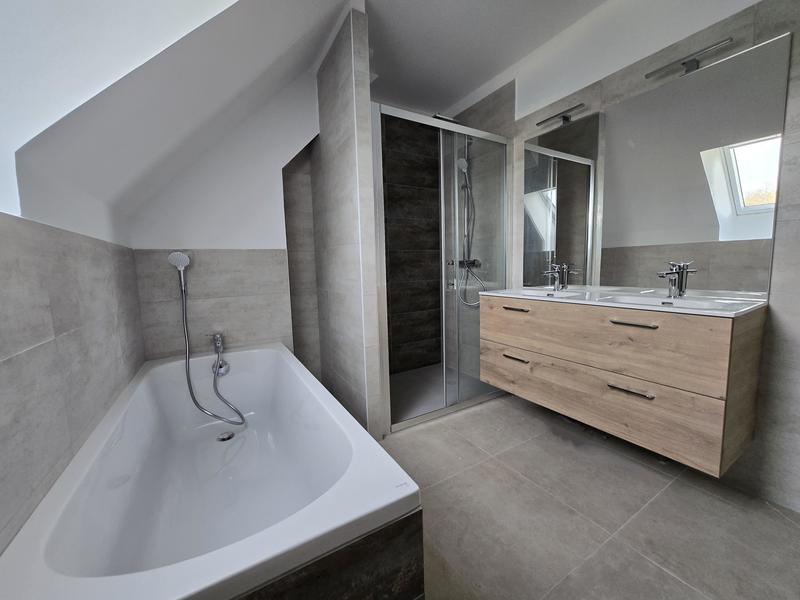 Maison - 134 m² - 6 pièces