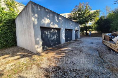 Garage - 550 m²