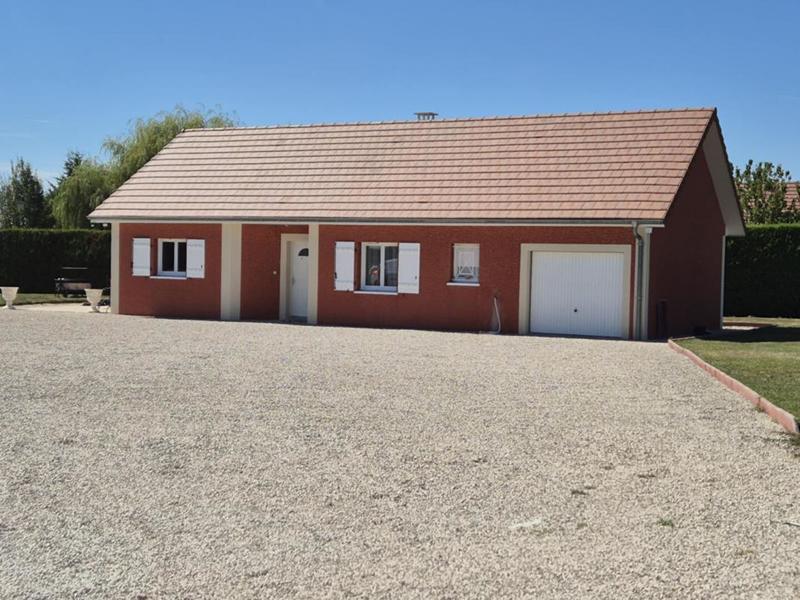 Maison - 95 m² - 4 pièces