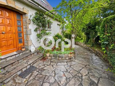 Maison - 175 m² - 8 pièces