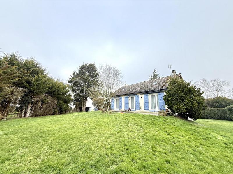 Maison de village - 95 m² - 5 pièces