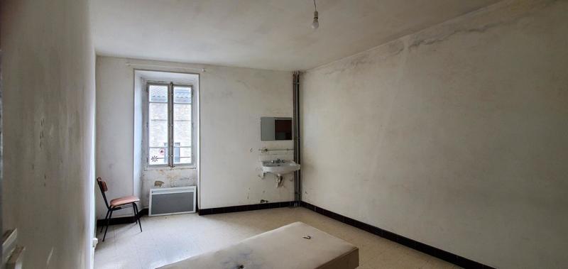 Appartement - 112 m² - 6 pièces