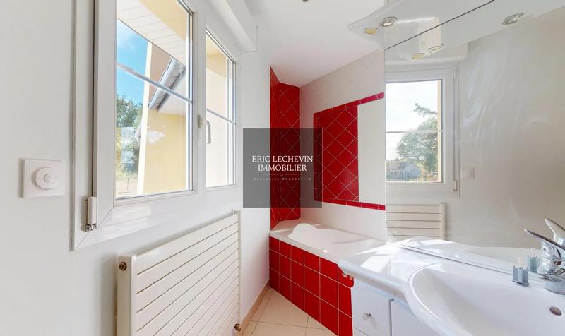 Maison - 123 m² - 6 pièces