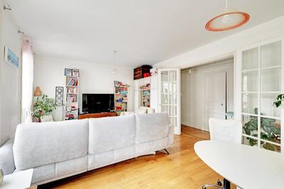 Appartement - 82 m² - 3 pièces