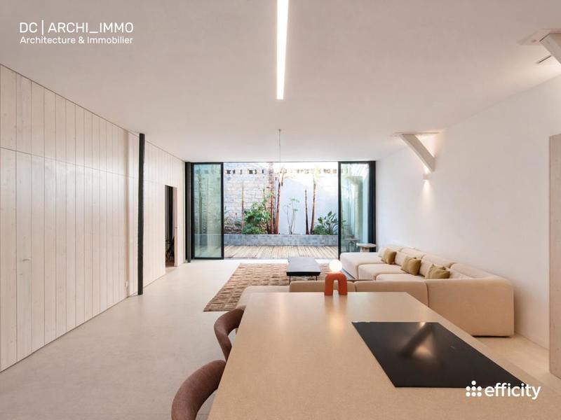 Appartement - 168 m² - 7 pièces