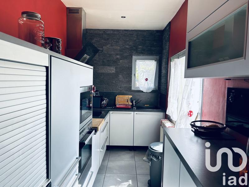 Maison - 99 m² - 6 pièces