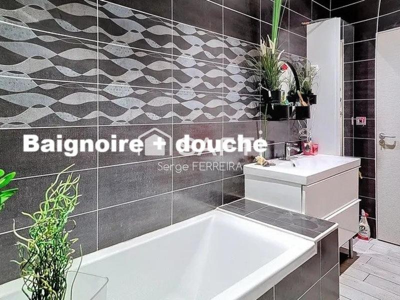 Appartement - 102 m² - 4 pièces