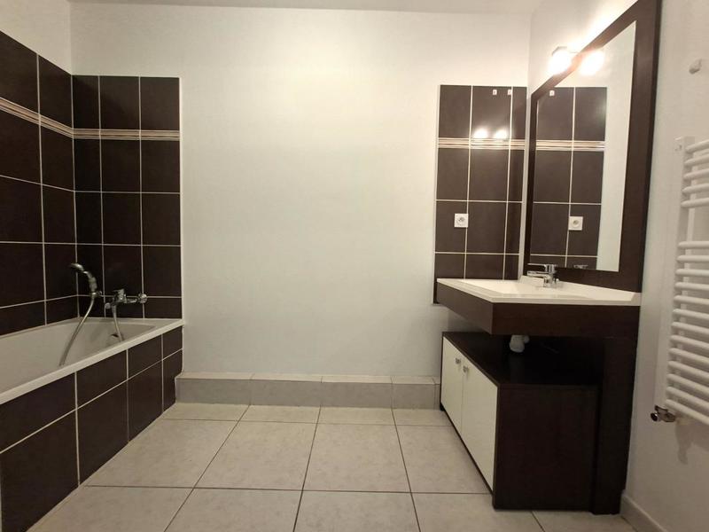 Appartement - 49 m² - 3 pièces