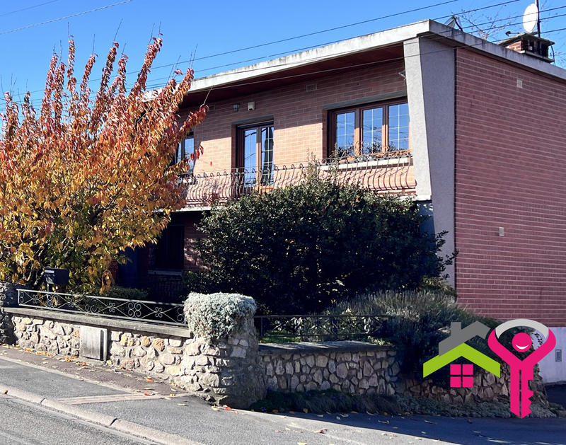 Maison - 170 m² - 6 pièces