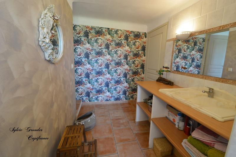 Mas - 455 m² - 15 pièces