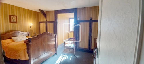 Maison - 120 m² - 10 pièces