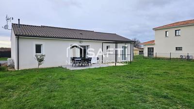 Maison - 90 m² - 3 pièces