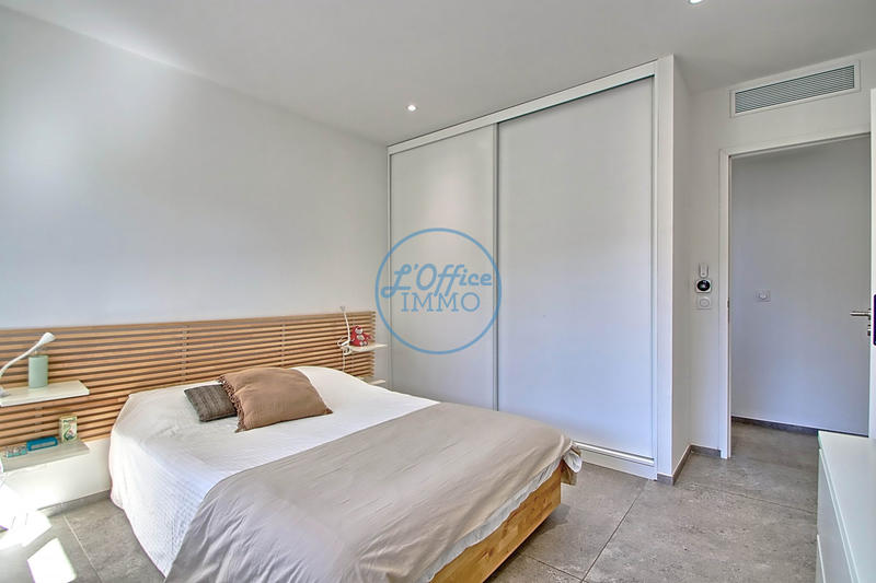 Maison contemporaine - 180 m² - 5 pièces