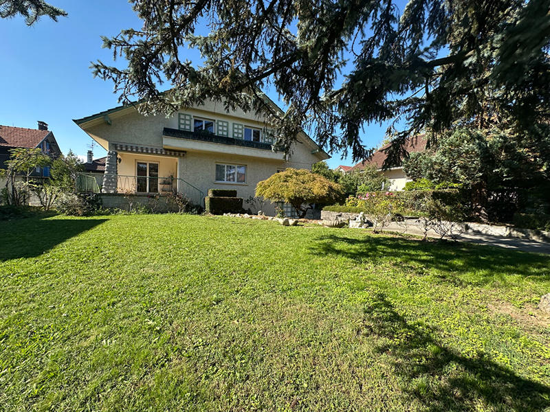 Maison - 231 m² - 6 pièces