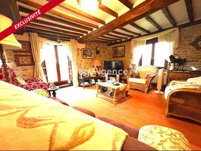 Maison - 140 m² - 8 pièces