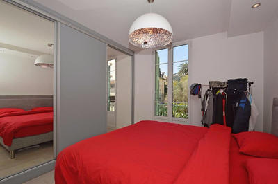 Appartement - 100 m² - 3 pièces