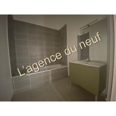 Appartement - 95 m² - 5 pièces