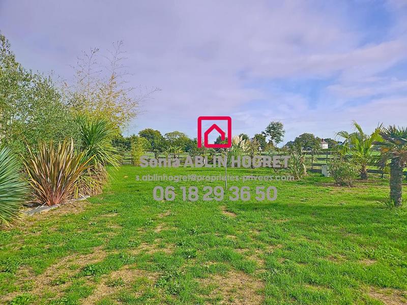 Maison - 220 m² - 5 pièces