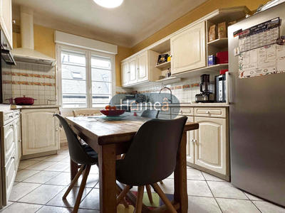 Appartement - 147 m² - 4 pièces