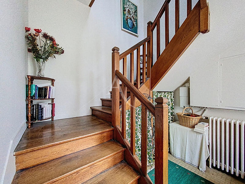 Appartement - 90 m² - 4 pièces