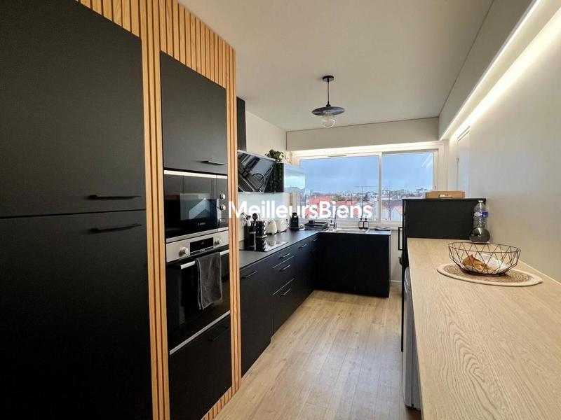 Appartement - 84 m² - 5 pièces