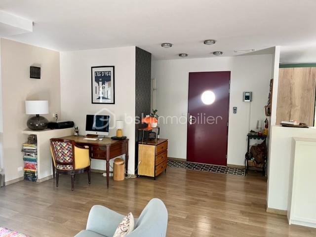 Maison - 151 m² - 6 pièces