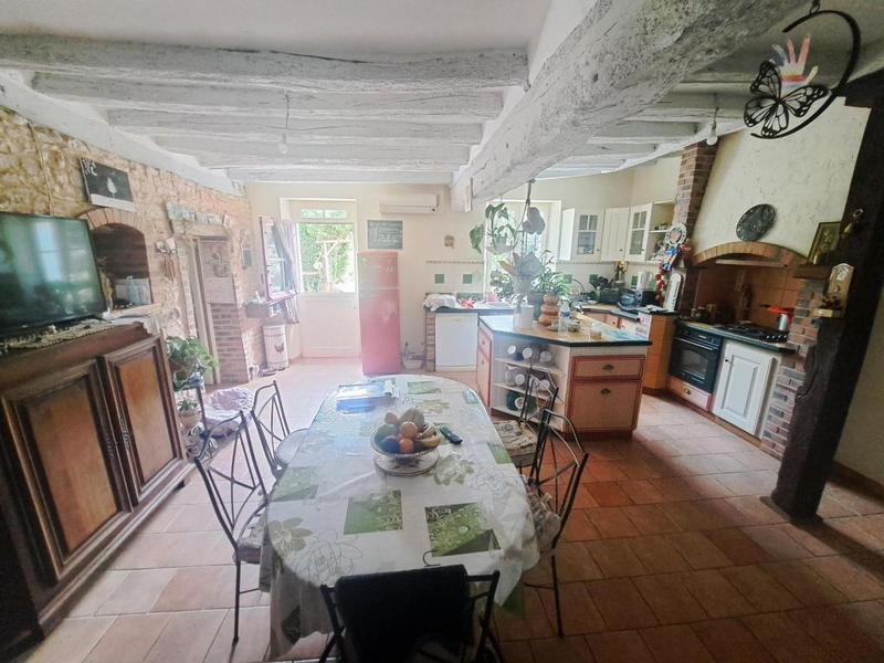 Maison - 143 m² - 7 pièces